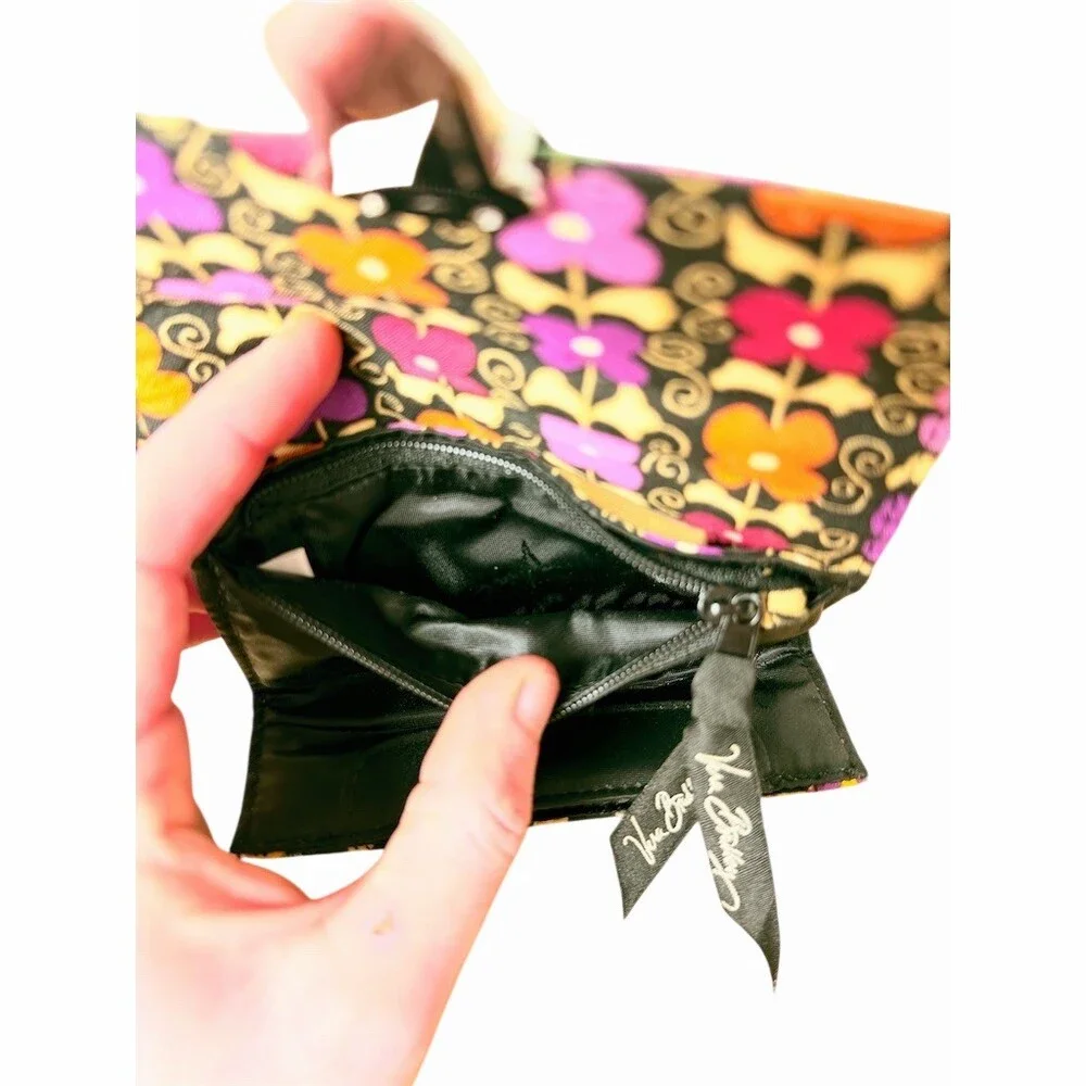 Vera Bradley Quick Swipe ID Wallet | Vibrant Black Floral Quilted Keychain